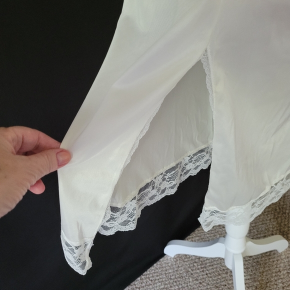 Halfslips 2 in a bundle vintage - Picture 8 of 8